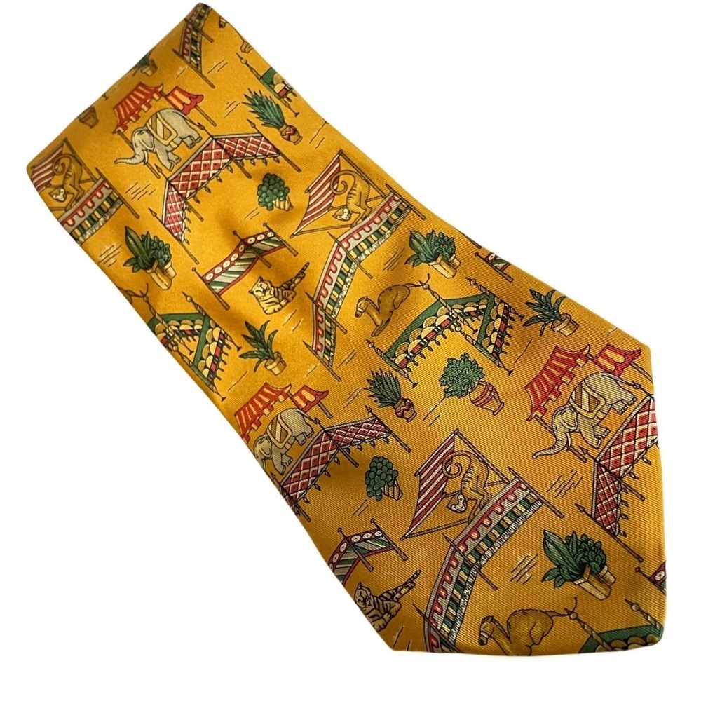 VTG SALVATORE FERRAGAMO 3.5" gold Elephant Tiger Camel Monkey SILK TIE LUXURY